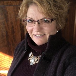 Meet your Posher, Vickie